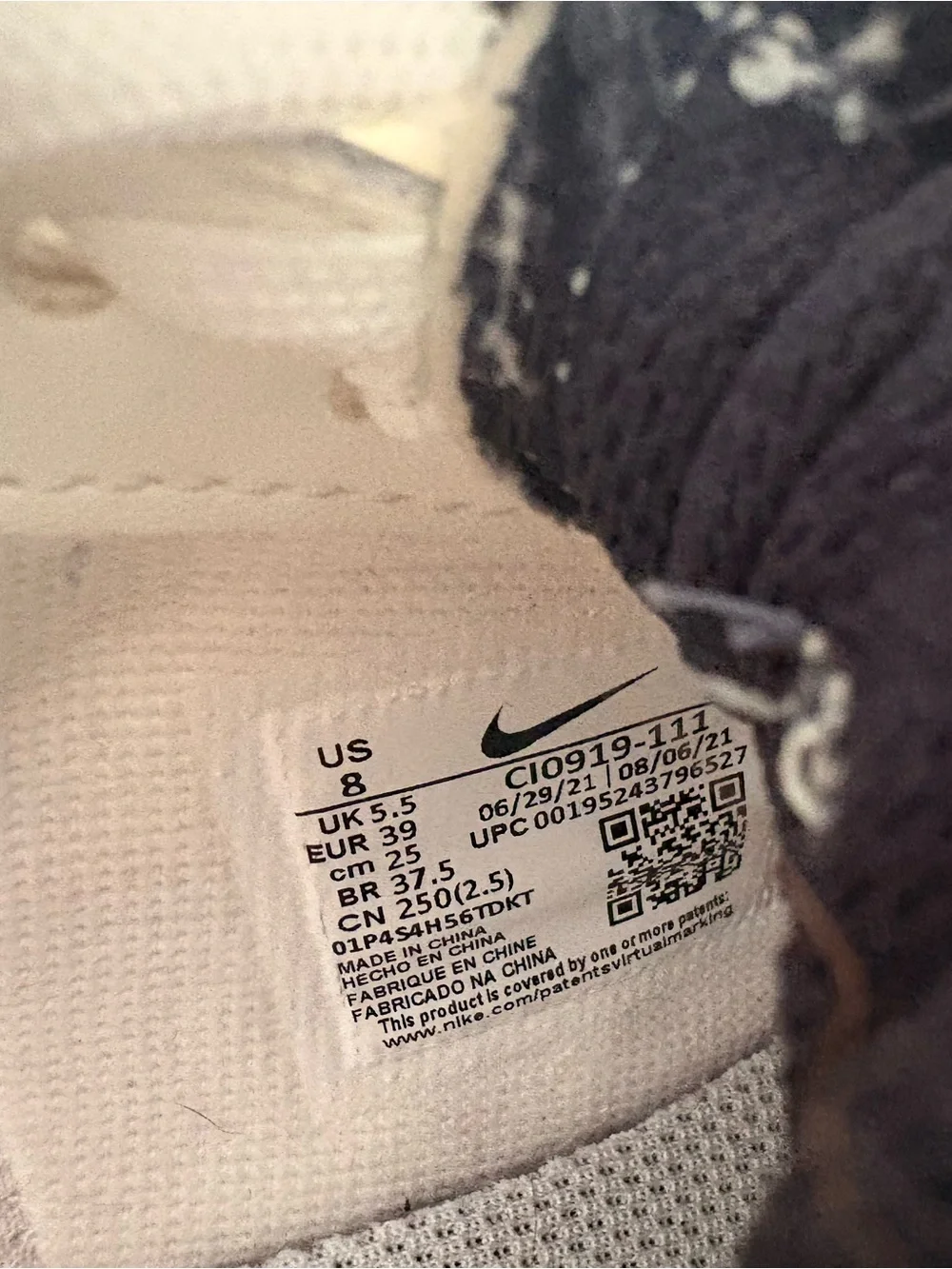 Nike AF1 shadow size 8